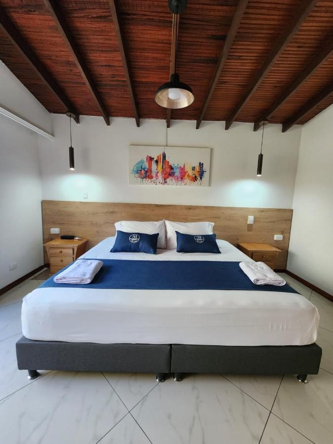 Hotel Boutique Deluxe Home Medellín Extérieur photo