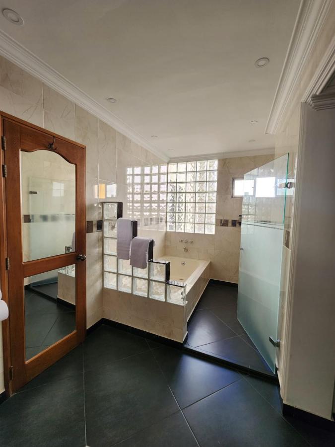 Hotel Boutique Deluxe Home Medellín Extérieur photo